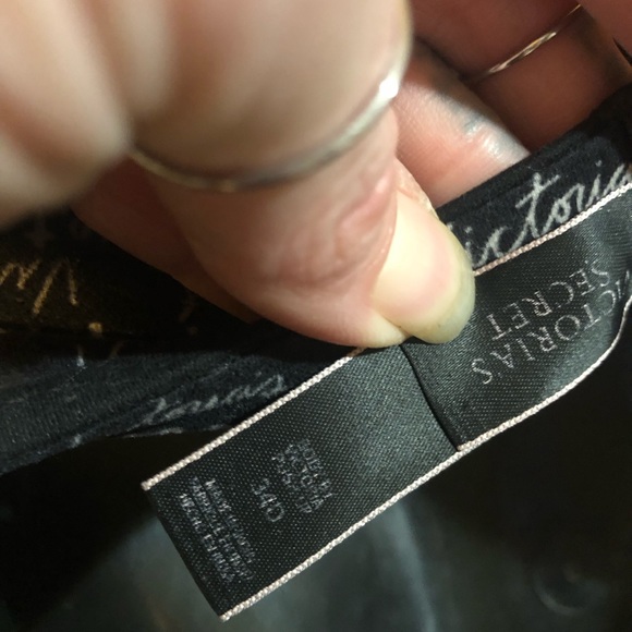 Victoria's Secret Body by Victoria push up bra - Picture 4 of 4